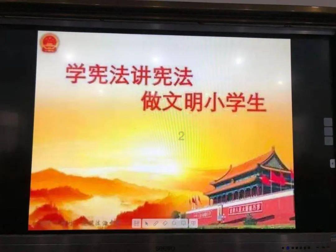 杨幂刘恺威离婚了吗游戏画面